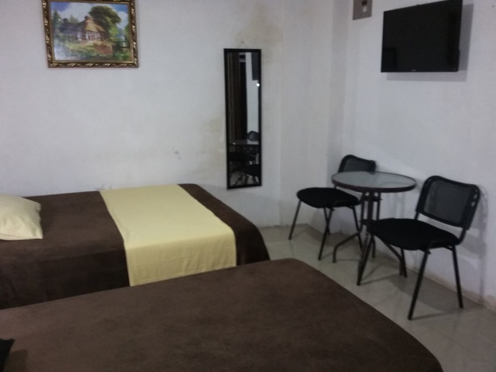 Cabinas Madeleine Puntarenas Eksteriør billede